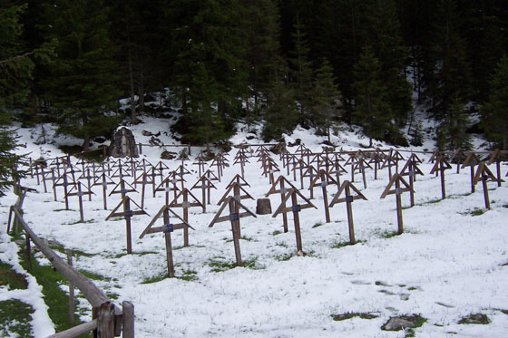 Cimitero di Monte Mosciagh dopo una nevicata