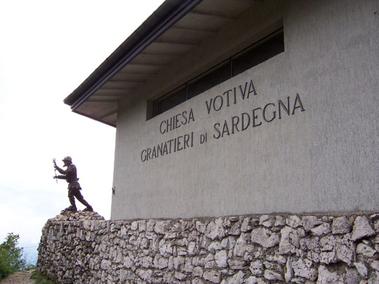 Chiesetta votiva dedicata ai Granatieri di Sardegna