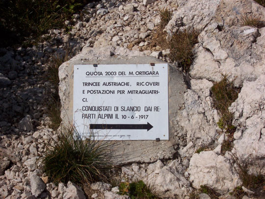 Quota 2003 conquistata dagli alpini del battaglione Bassano.