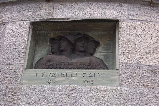 Bassorilievo dedicato ai Fratelli Calvi da Piazza Brembana (Bg)